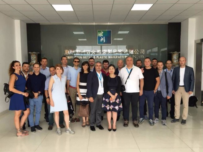 A group picture of the whole SUPSI group at Winnington's.