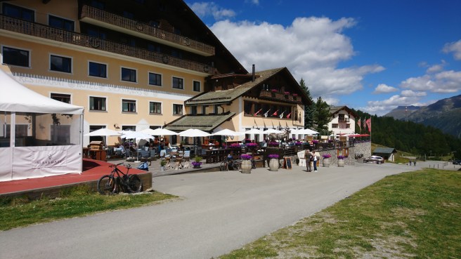 Salastrains restaurant