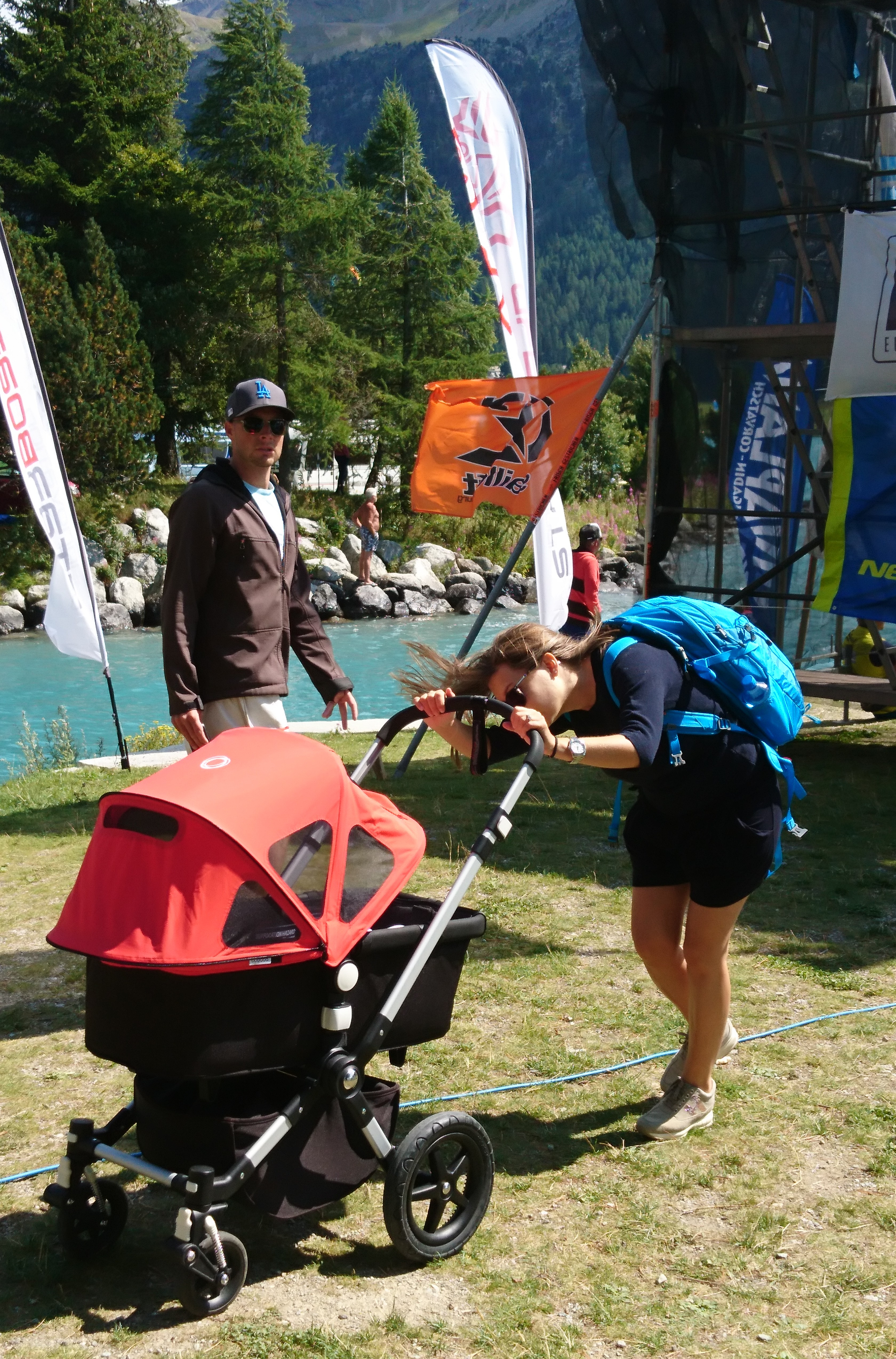Natascia checking on Jacopo in its stroller